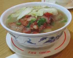 wonton noodles in soup